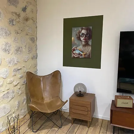 Les Murmures De L'eyrieux, Pour 15 Personnes Nyaraló *